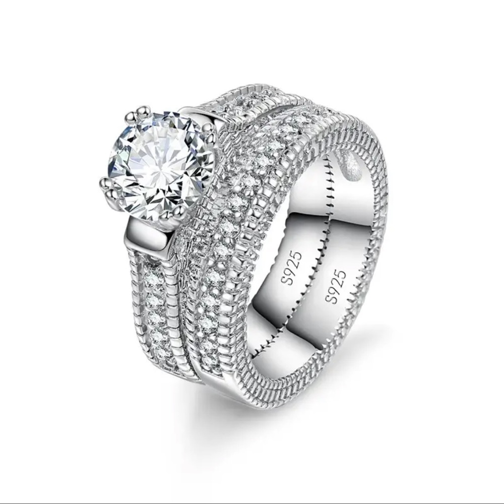 New 2 pc wedding ring 925 stamped Silver